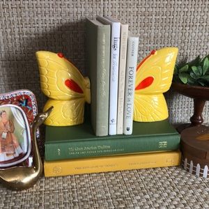 Vintage Yellow Ceramic  Large Butterfly Salt And Pepper Set Made In Japan